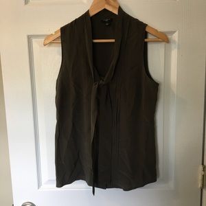 Ann Taylor | Silk Button Up Sleeveless Blouse